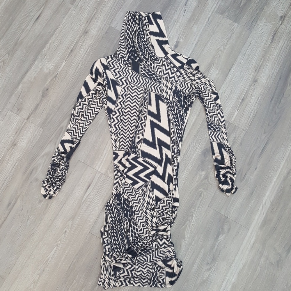 Beautiful print dress